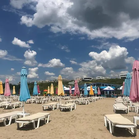 Sea Sunrise Apartment Burgas City