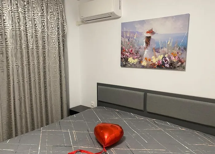 Sea Sunrise Апартамент *