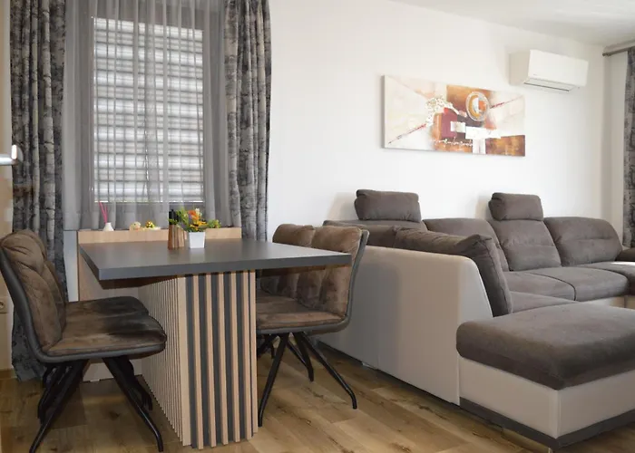 Апартамент Sea Sunrise